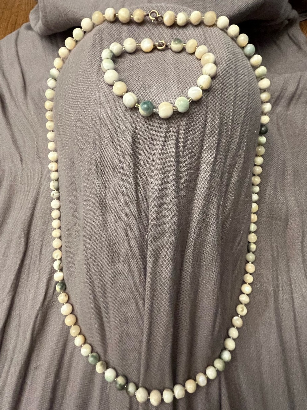 White and Light Green Jade Beaded Necklace and Bracelet Set